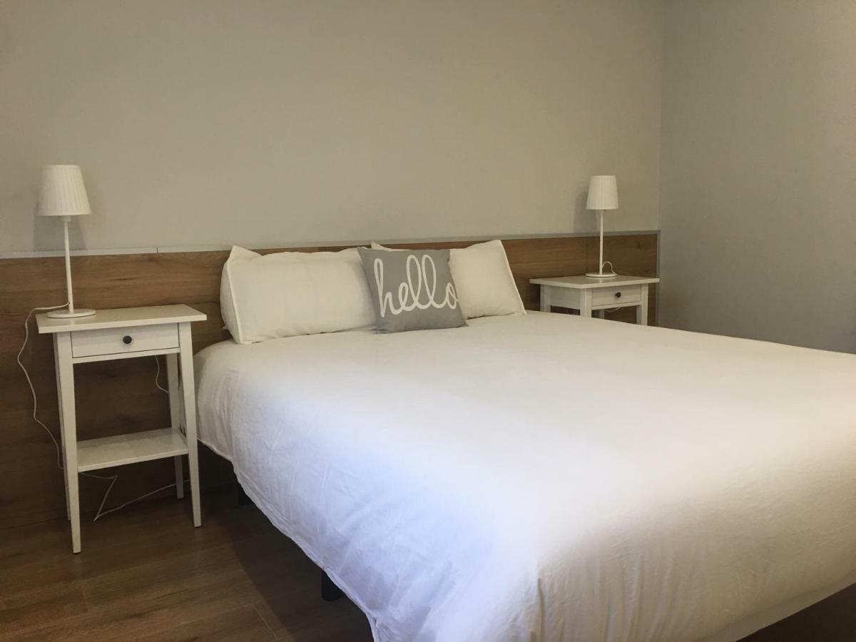 Apartaments La Pertusa Corca  Bagian luar foto